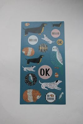 Donkerblauwe stickersheet met dieren