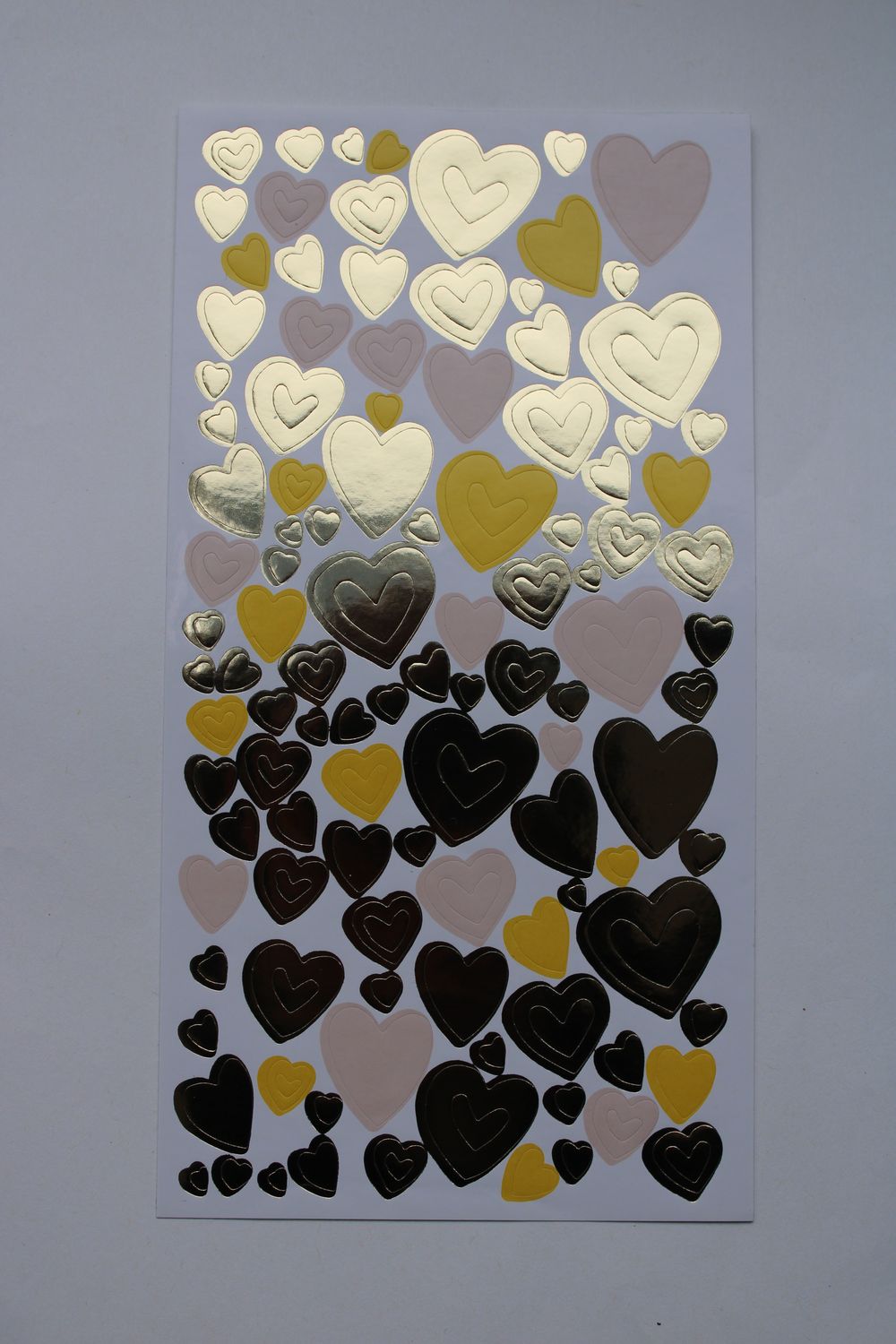 Stickersheet met gouden harten