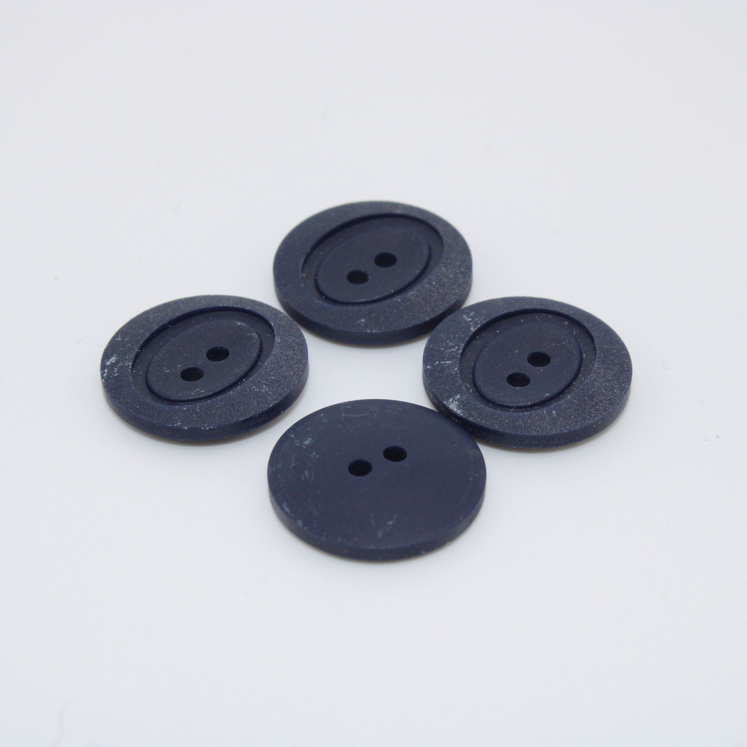 Set van 4 donkerblauwe knopen