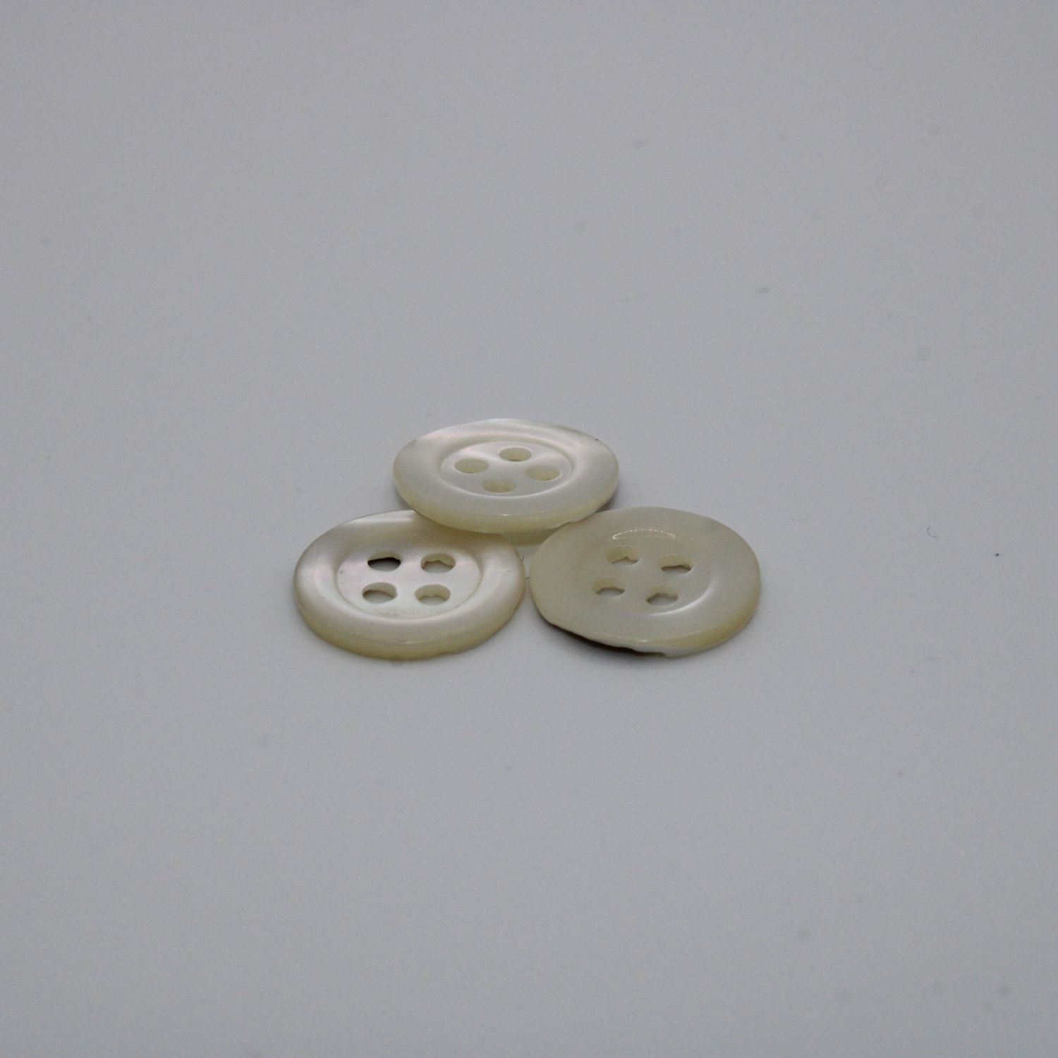 Set van 3 witte knopen