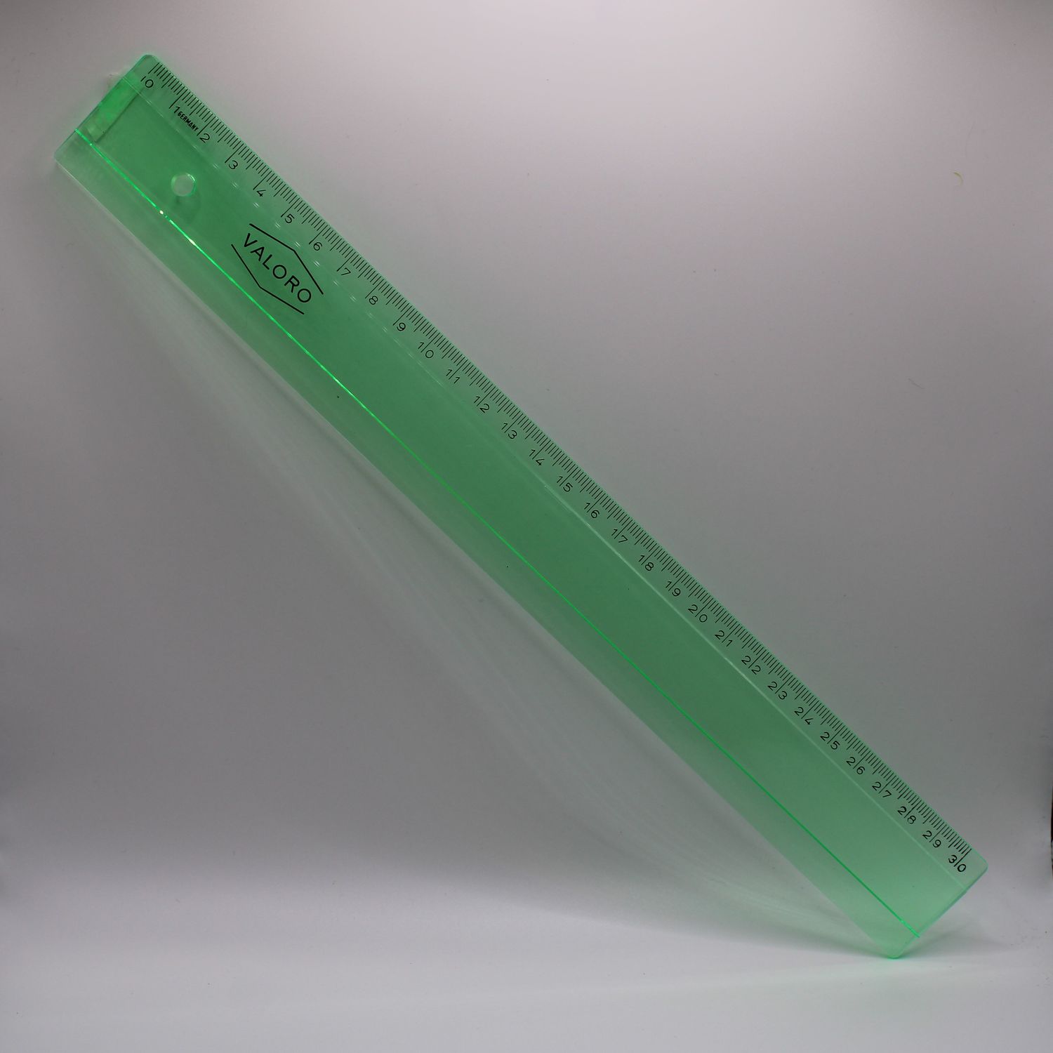 Lat 30 cm