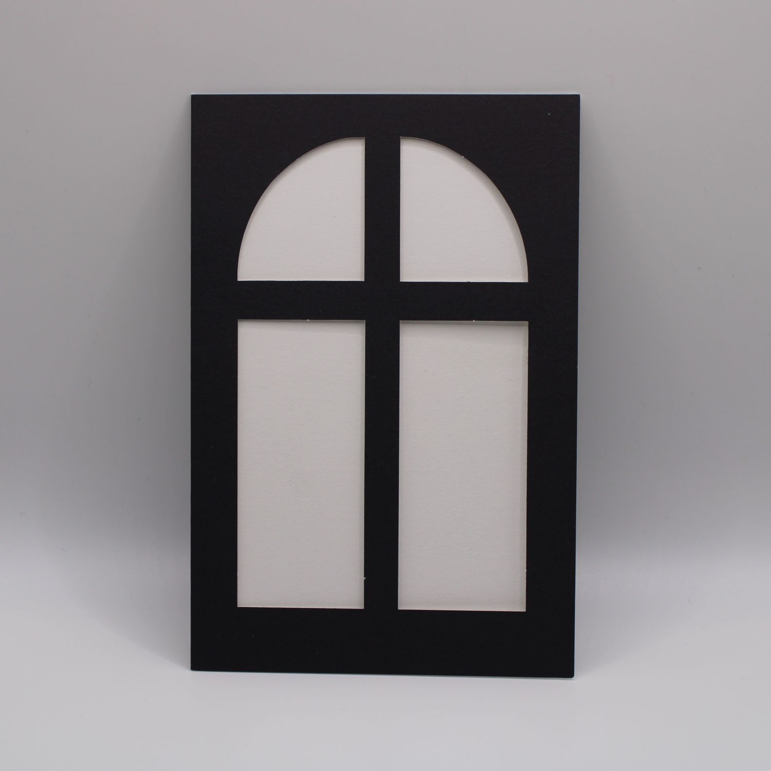 Zwart kaartje met raam cutout