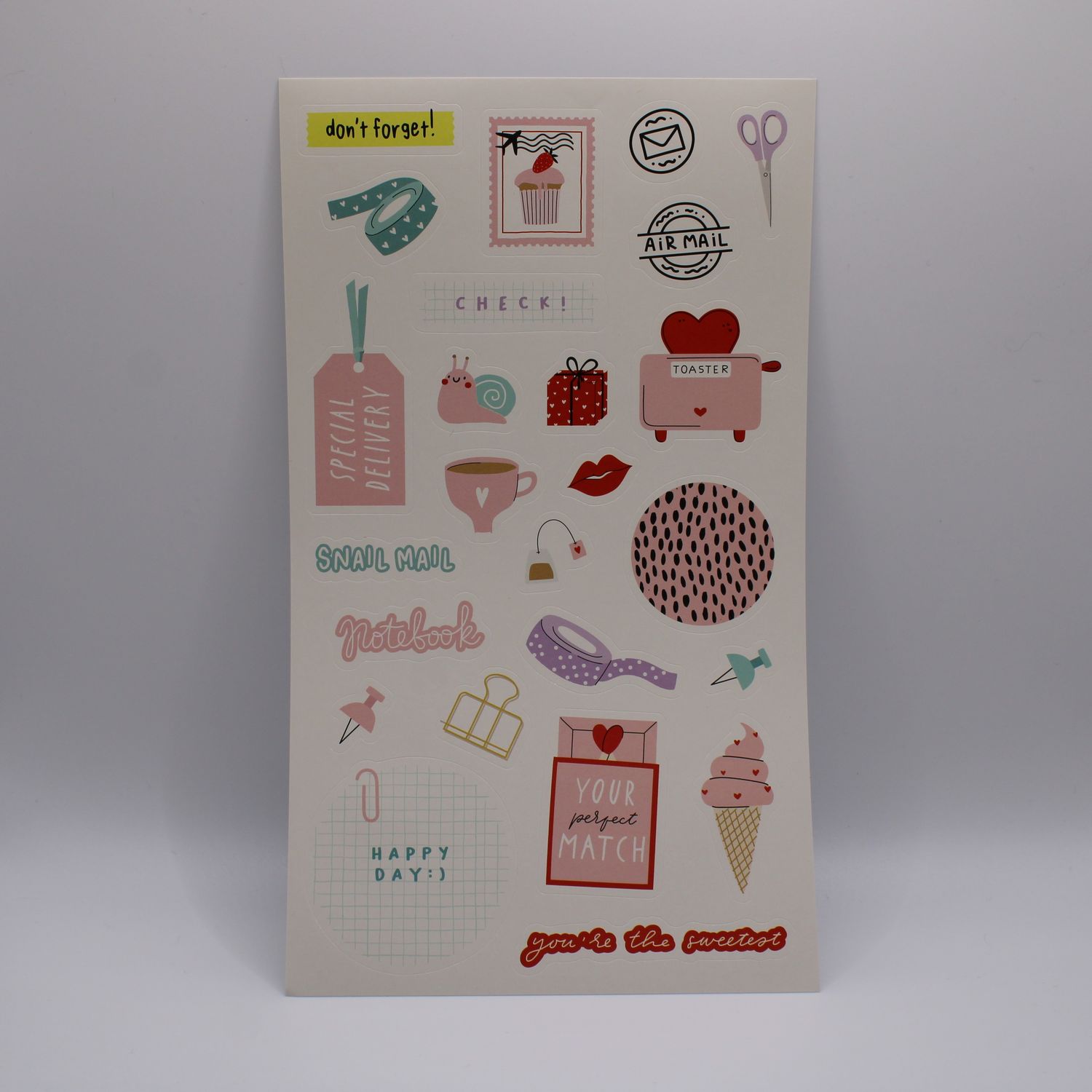Sheet met roze stickers