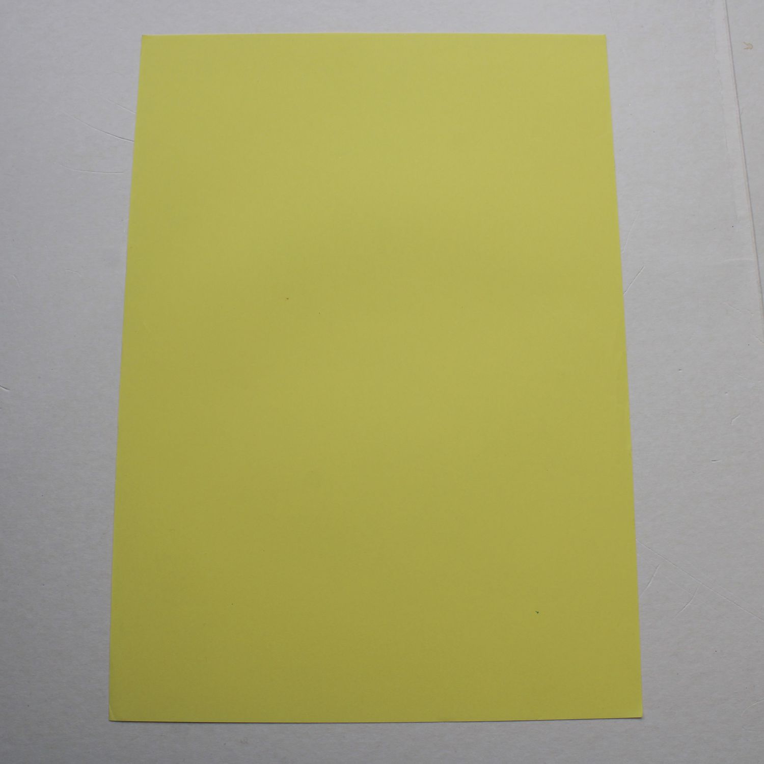 Gekleurd A4 papier pastelgeel
