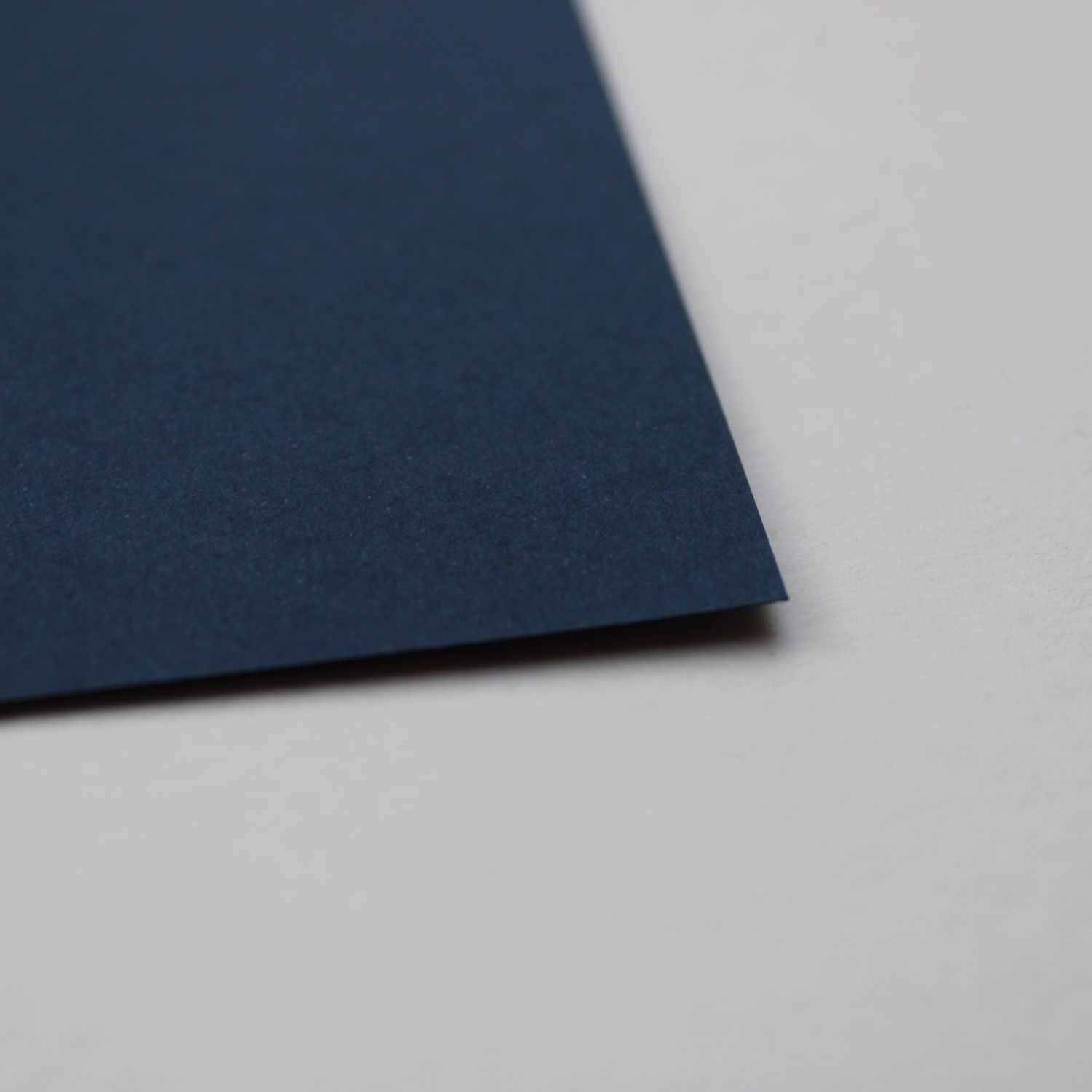 Gekleurd A4 karton donkerblauw
