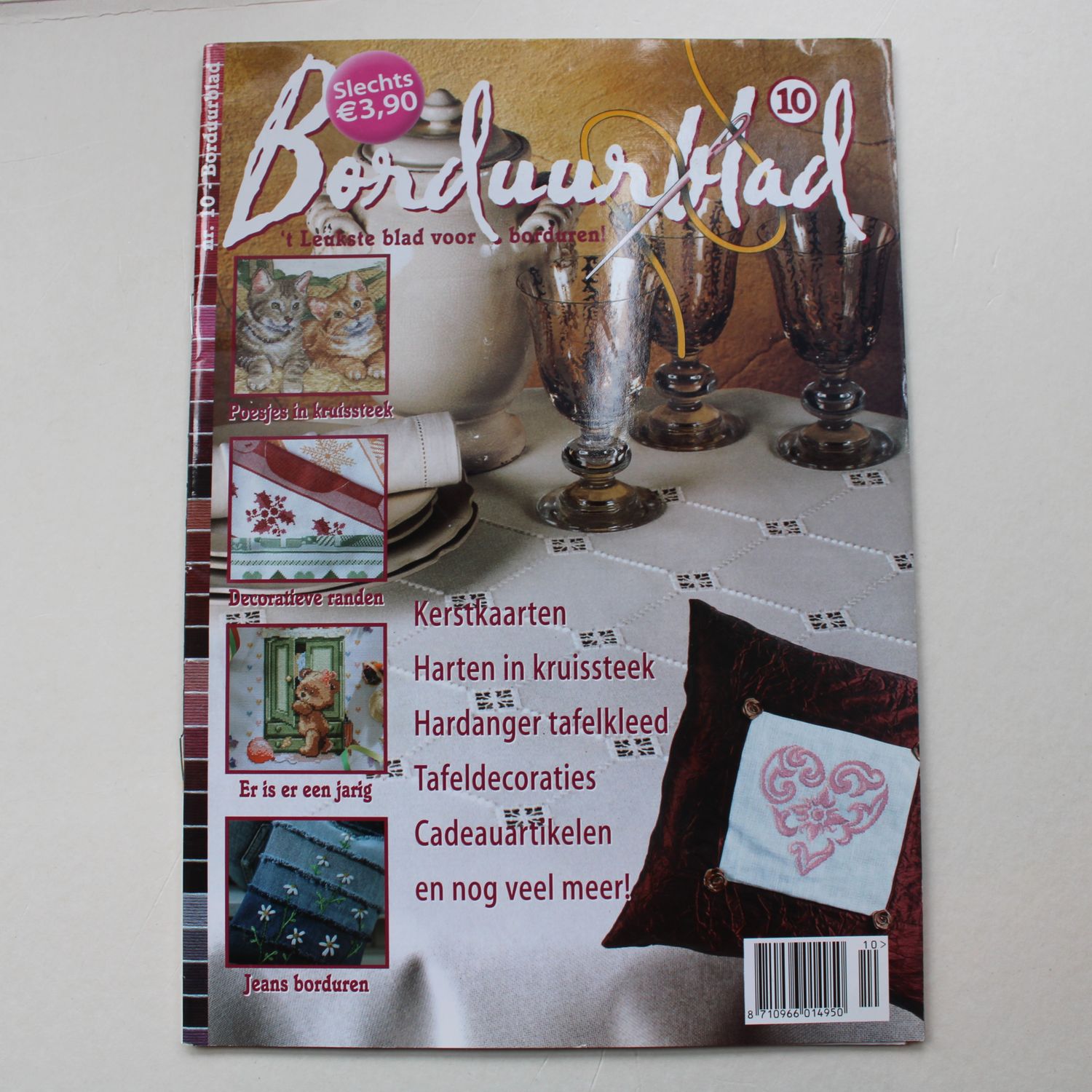 Tijdschrift met borduurpatronen