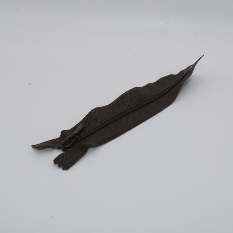 Bruine rits 12 cm
