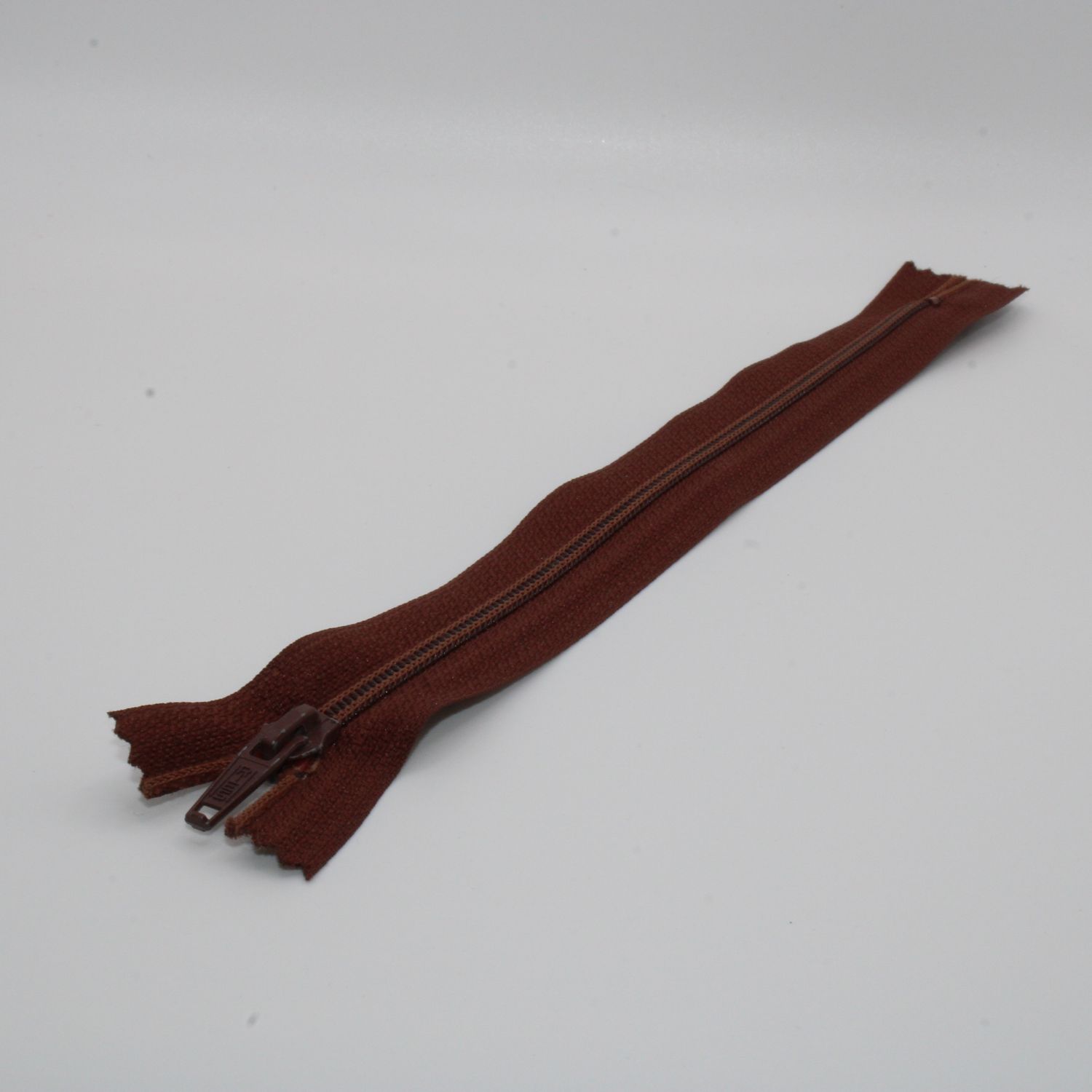 Bruine rits 20 cm