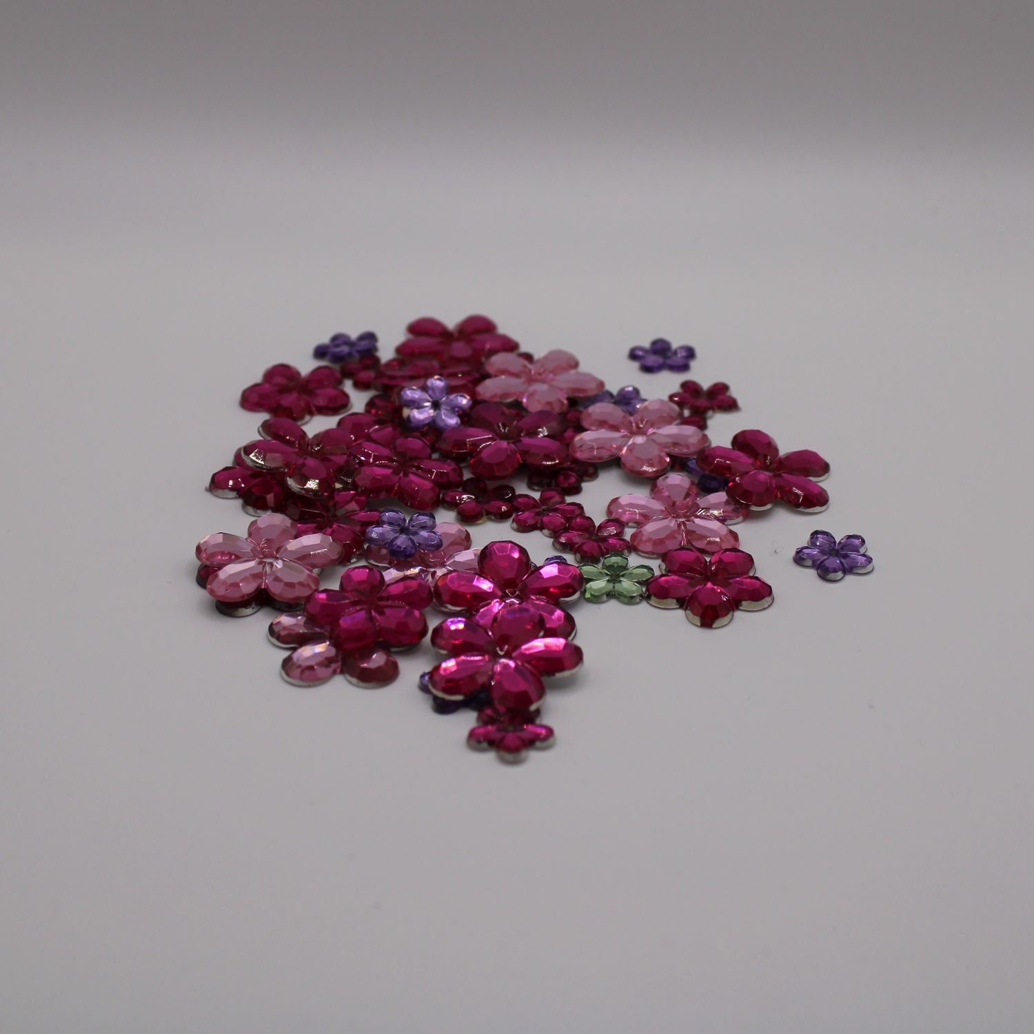 Bloemetjes in verschillende kleuren en afmetingen