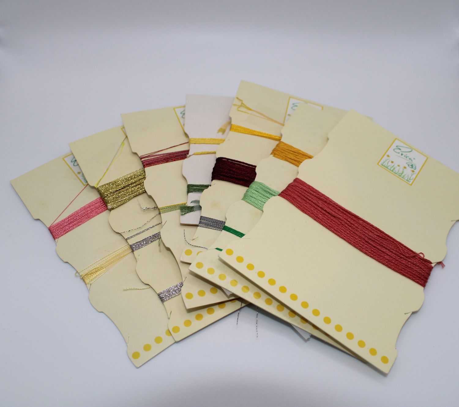 Collectie restjes borduurgaren 6-draad