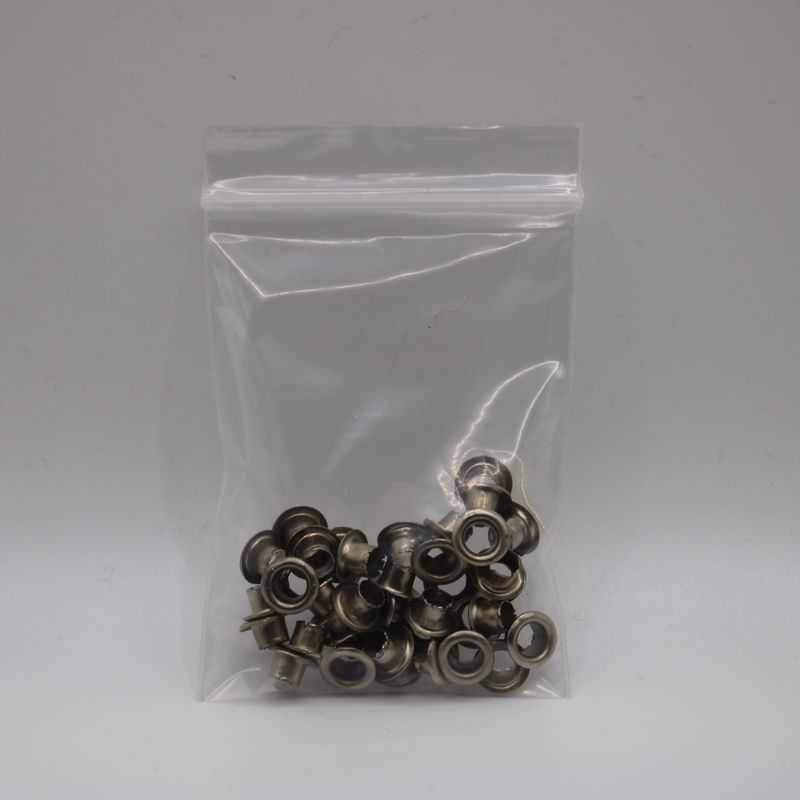 Grijze eyelets