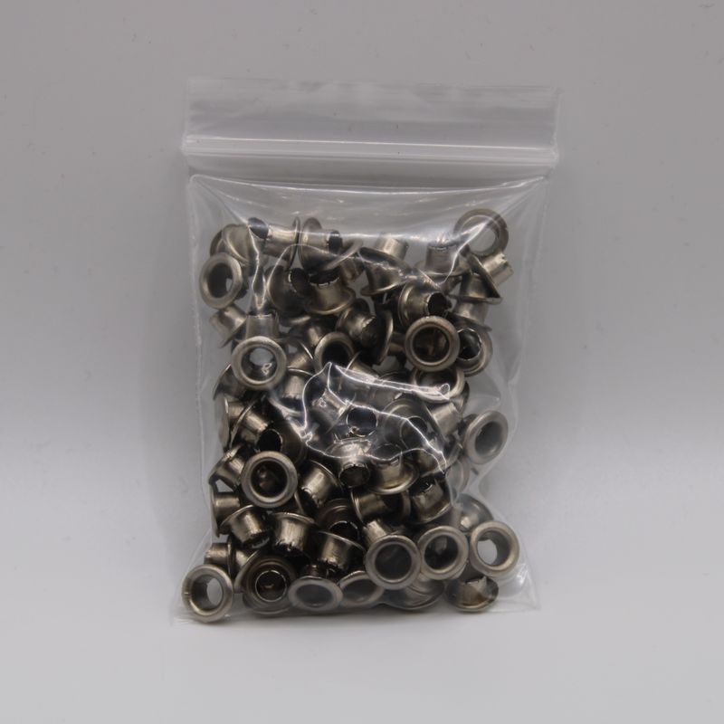 Grijze eyelets