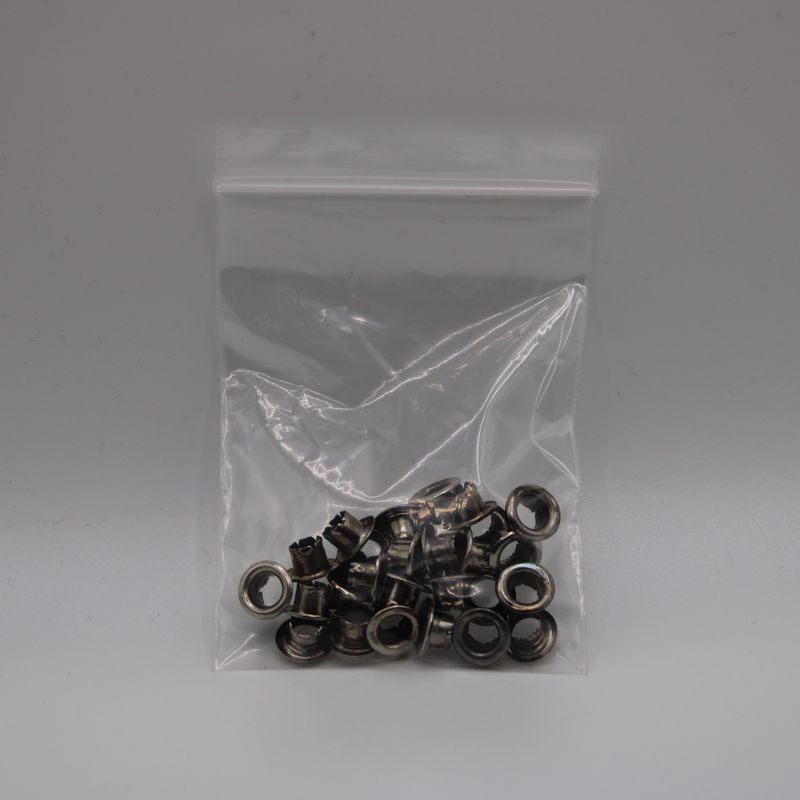 Grijze eyelets