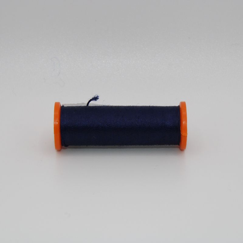 Donkerblauwe garen