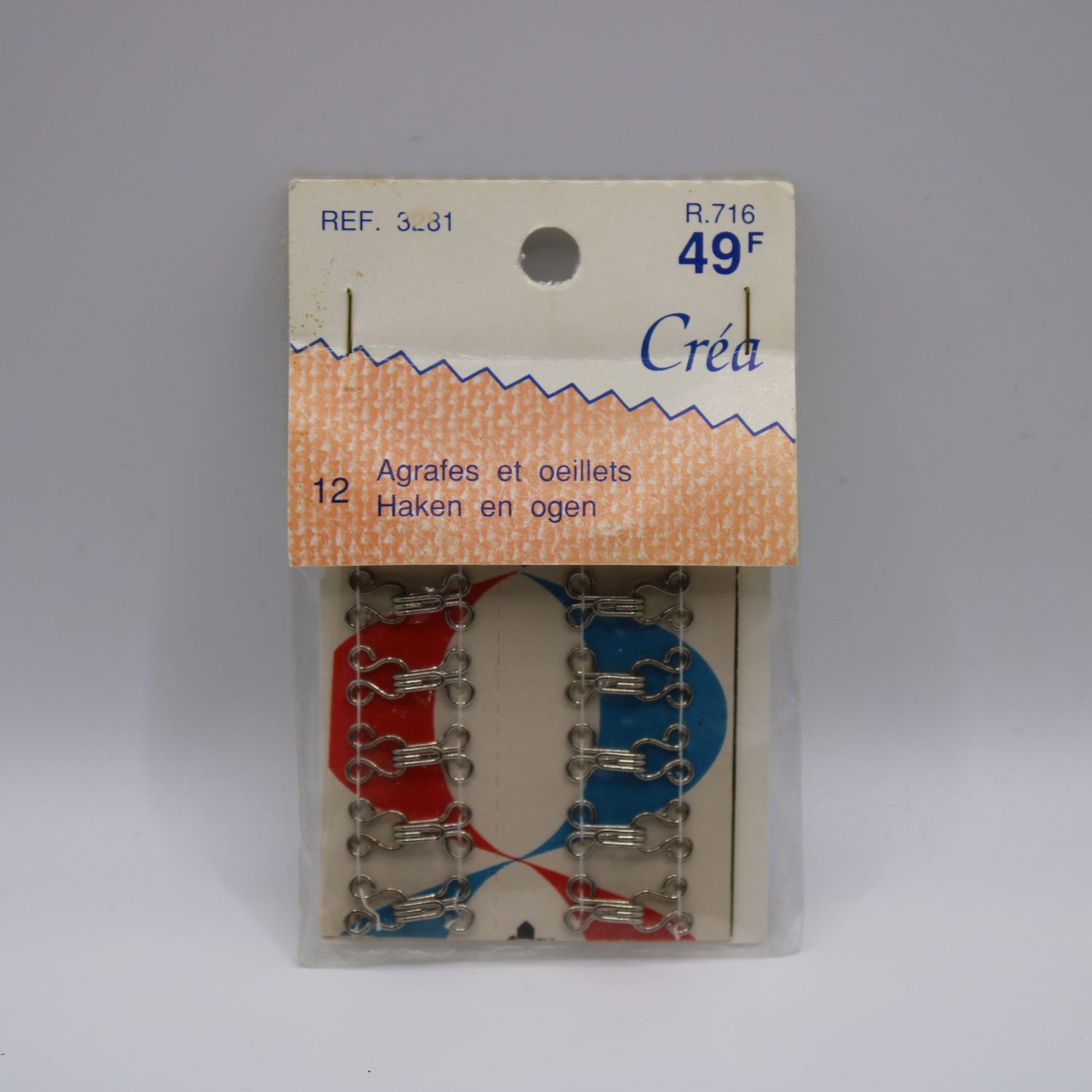 12 haken en ogen