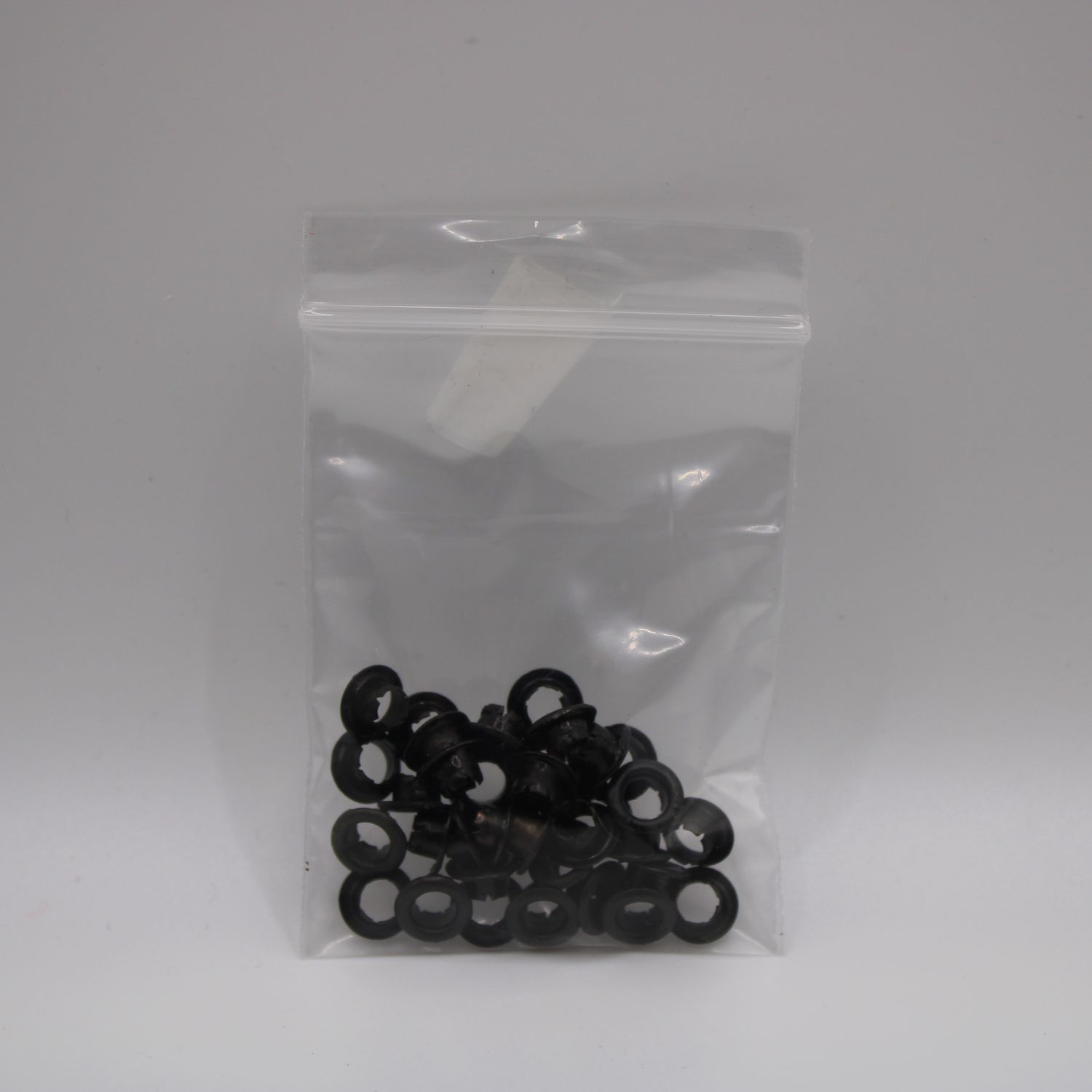 Zwarte eyelets