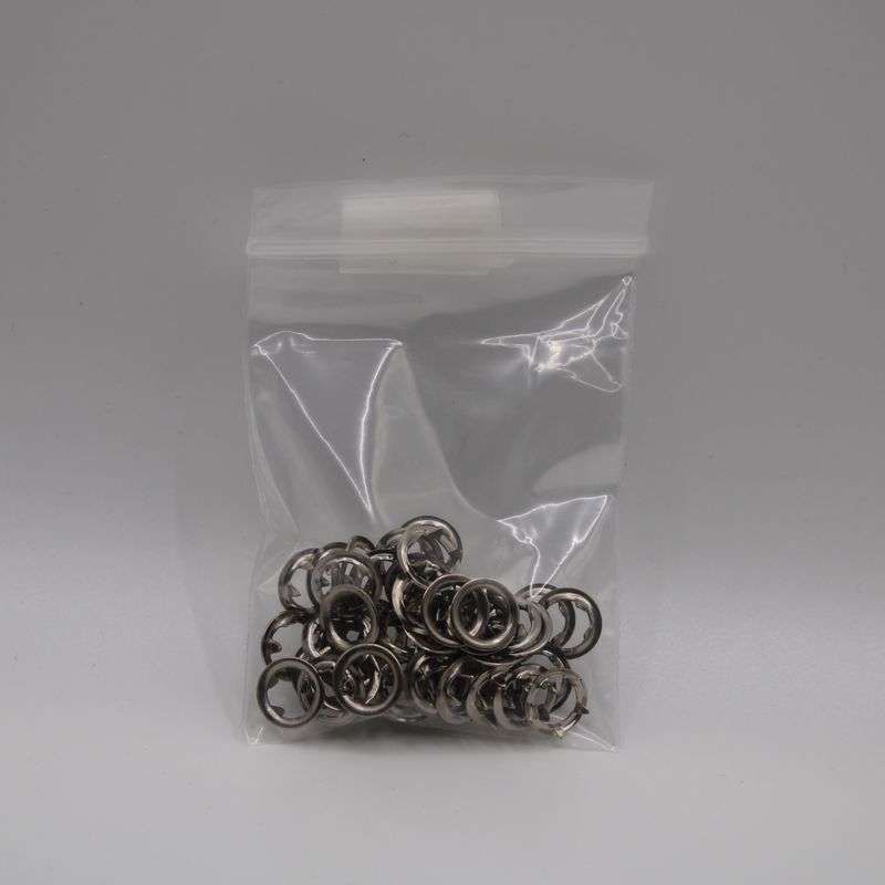 Grijze eyelets