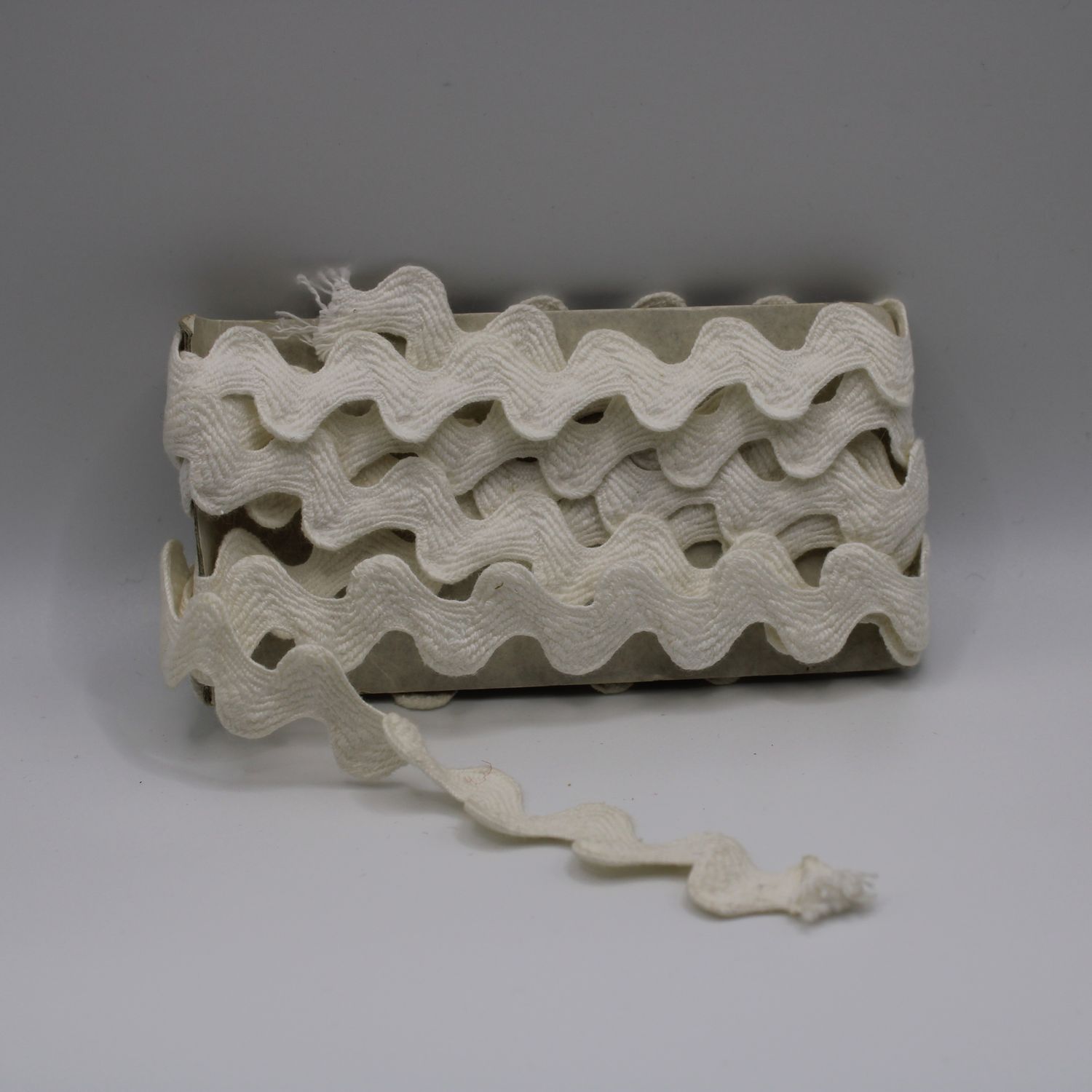 Wit golvend lint - 1.8 m