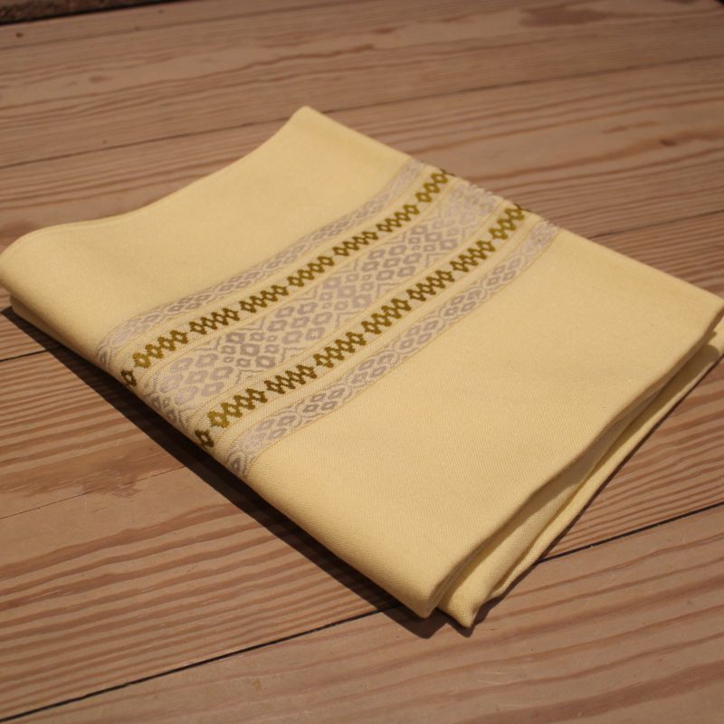 Gele lap stof - 1.34 x 2.12 m