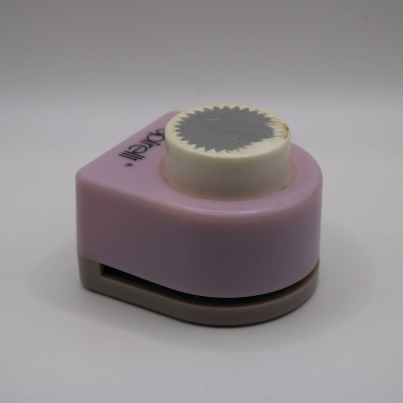 Figuurpons gekartelde cirkel - 3.2 cm
