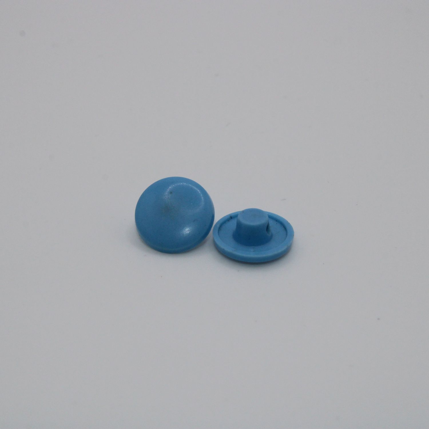 Set van 3 lichtblauwe knopen