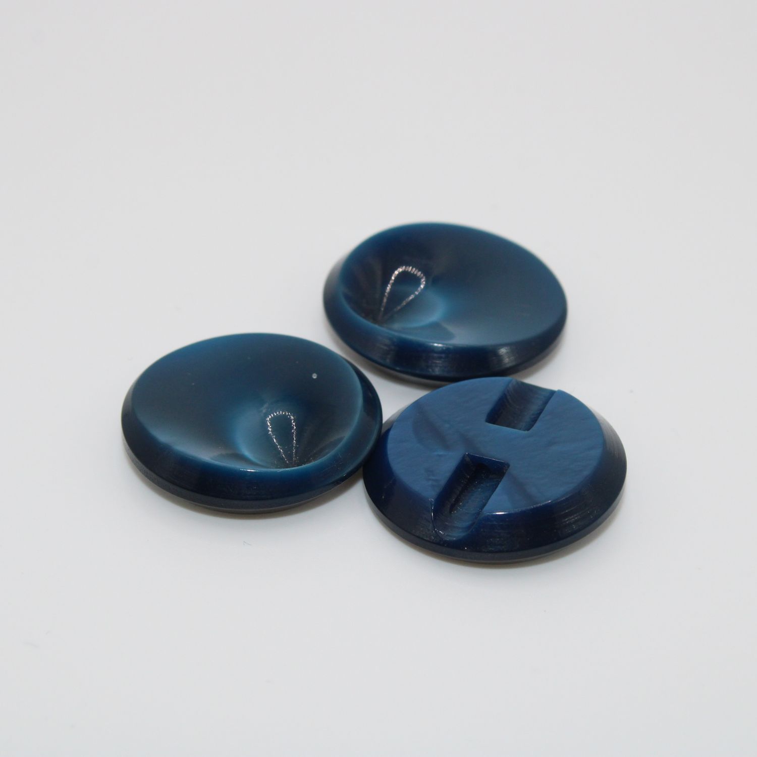 Set van 3 blauwe knopen