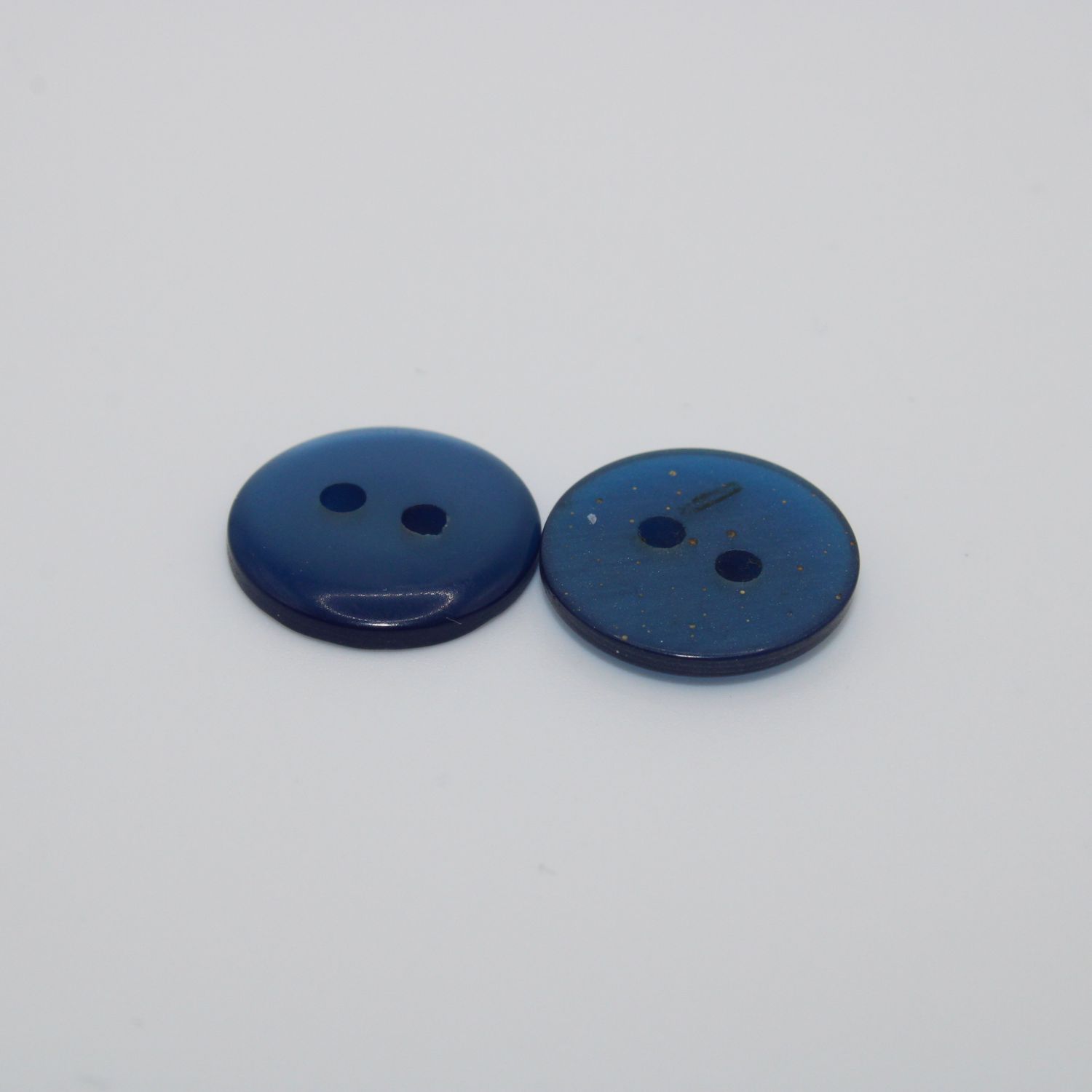 Set van 2 blauwe knopen