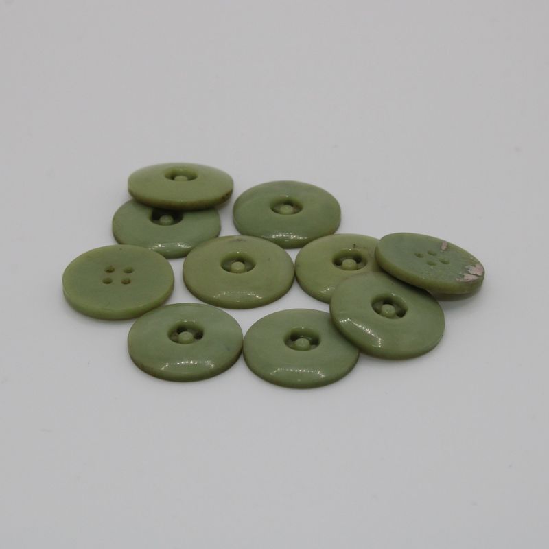 Set van 10 olijfgroene knopen