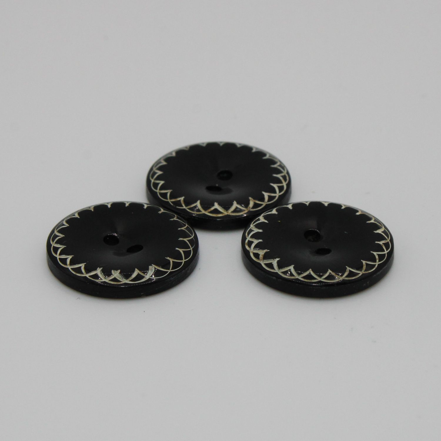 Set van 3 zwarte knopen