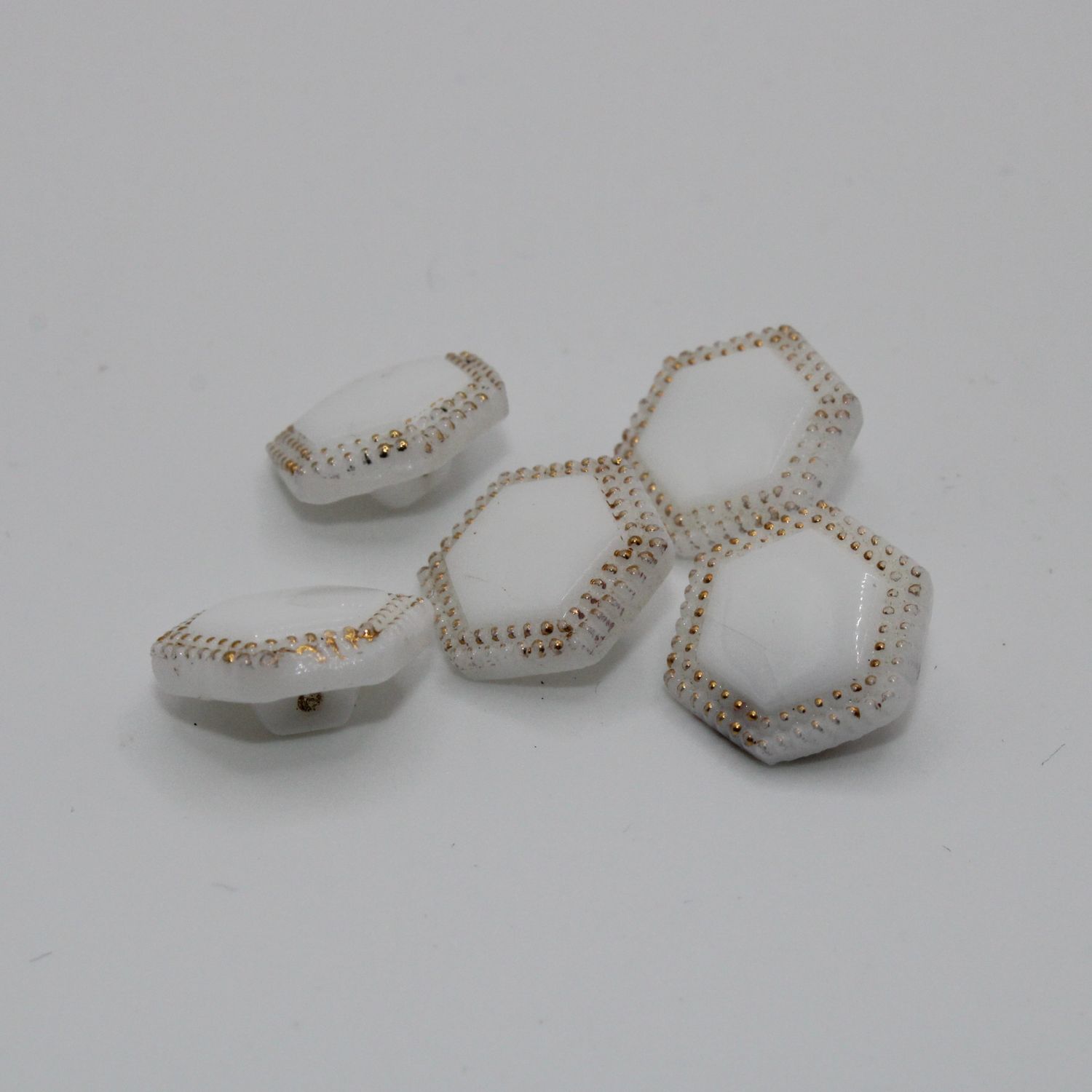 Set van 5 witte knopen