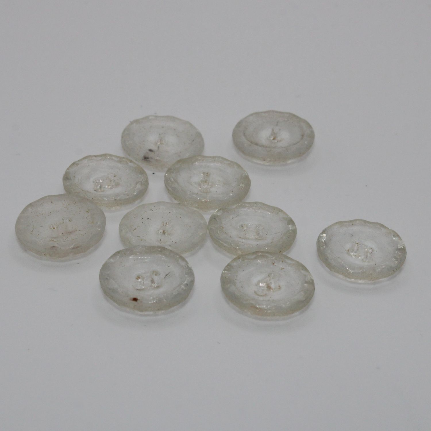 Set van 10 witte doorzichtige knopen
