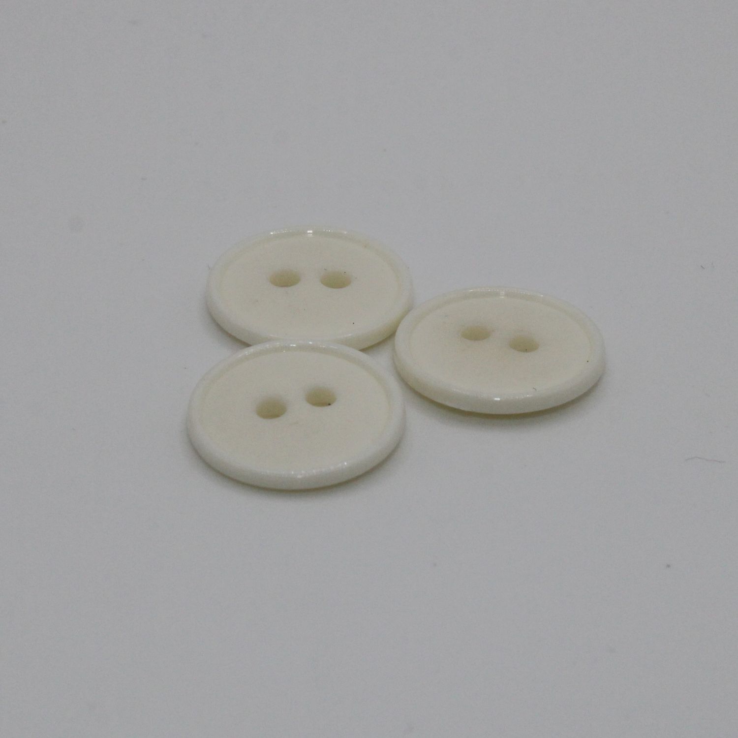 Set van 3 witte knopen