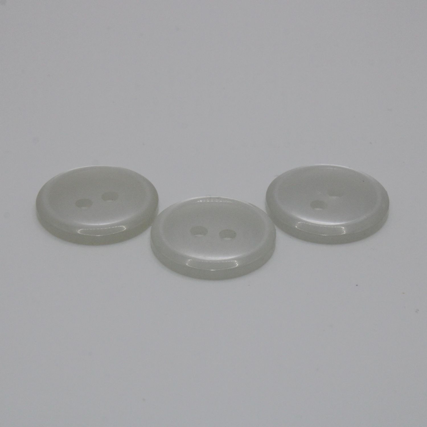 Set van 3 witte knopen