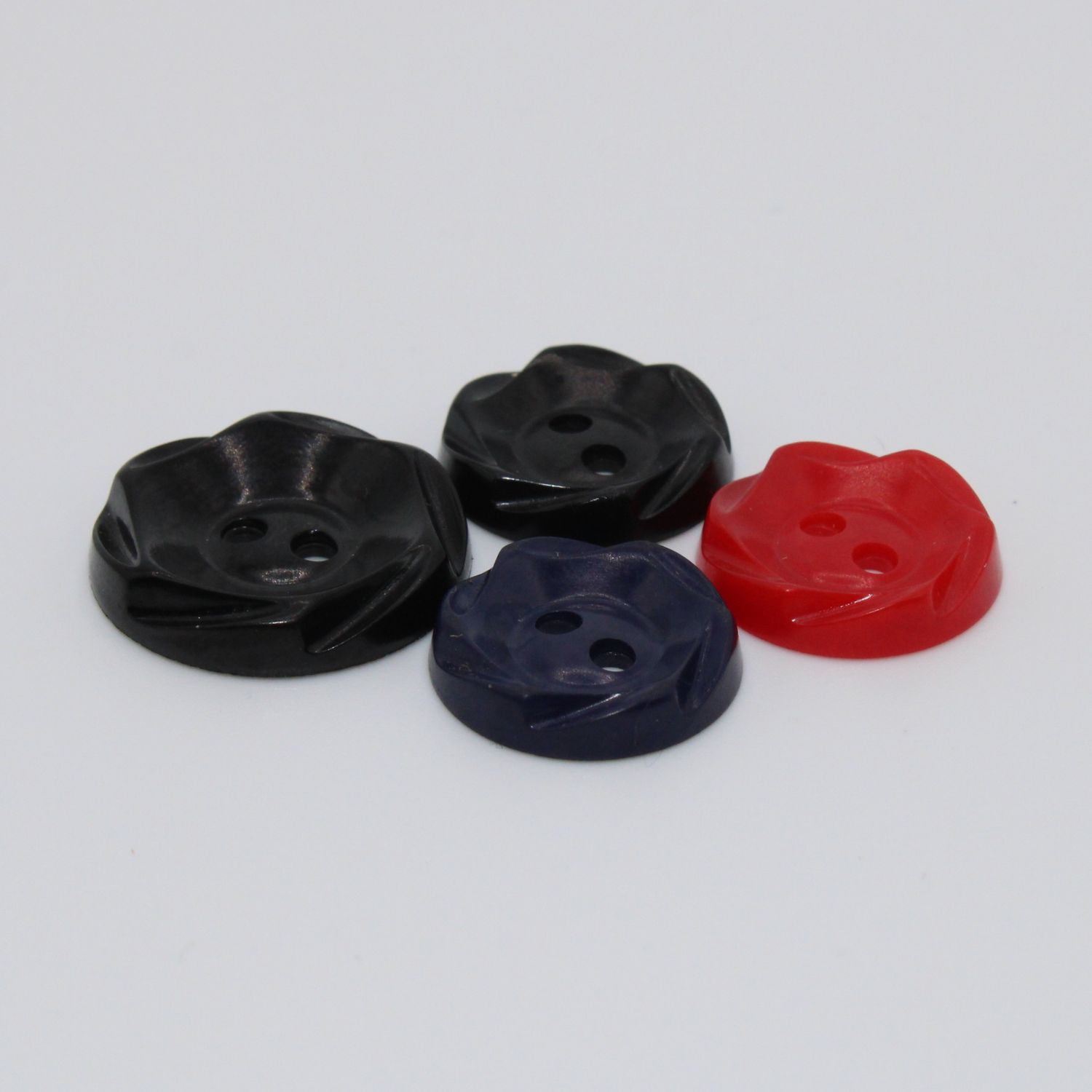 Set van 4 knopen in verschillende kleuren