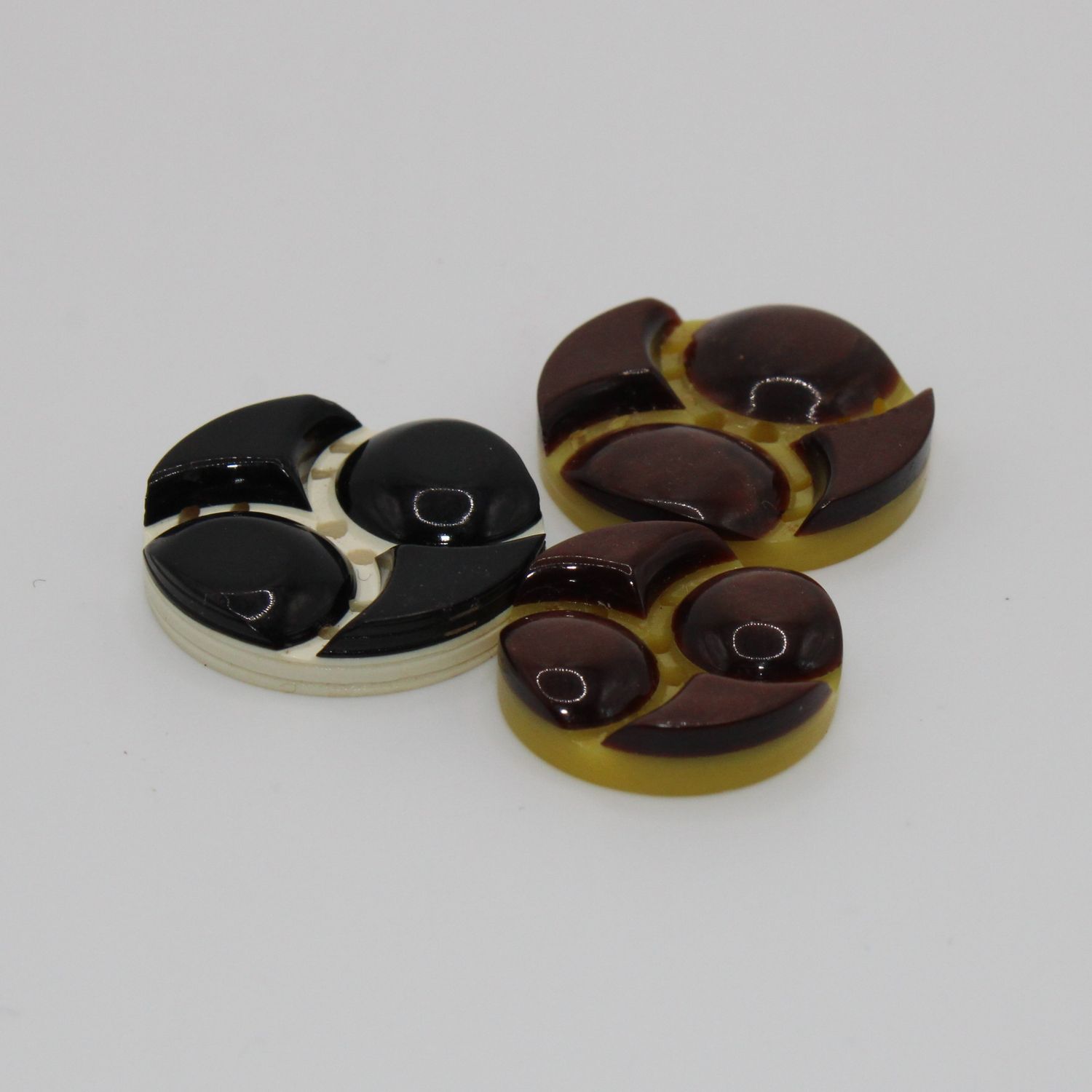 Set van 3 knopen in verschillende kleuren