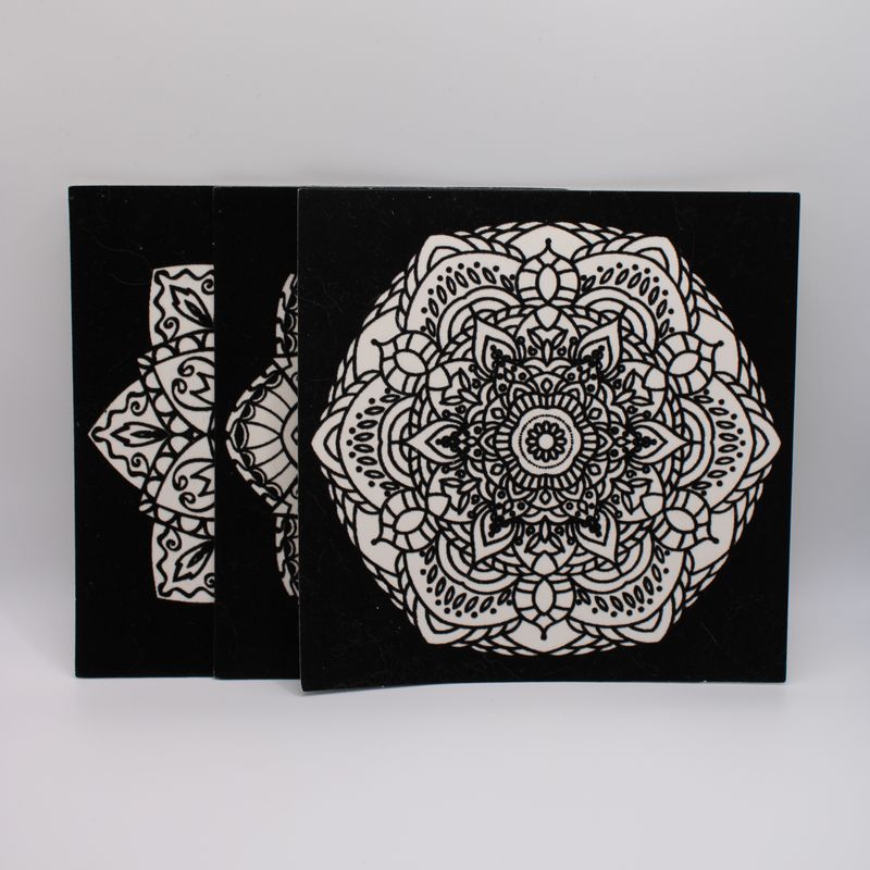 Set van 3 mandala&#39;s in te kleuren