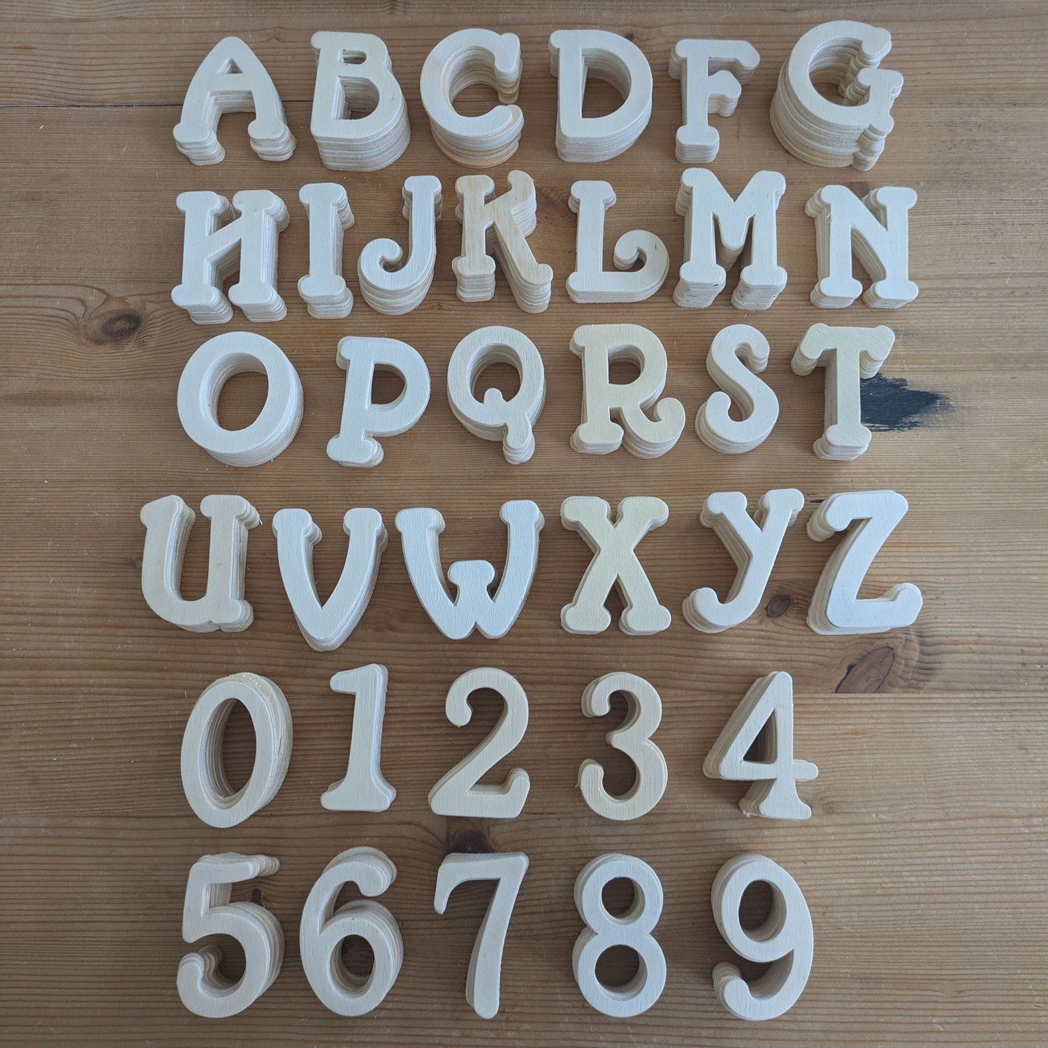 Houten letter - 5 cm (prijs per letter)