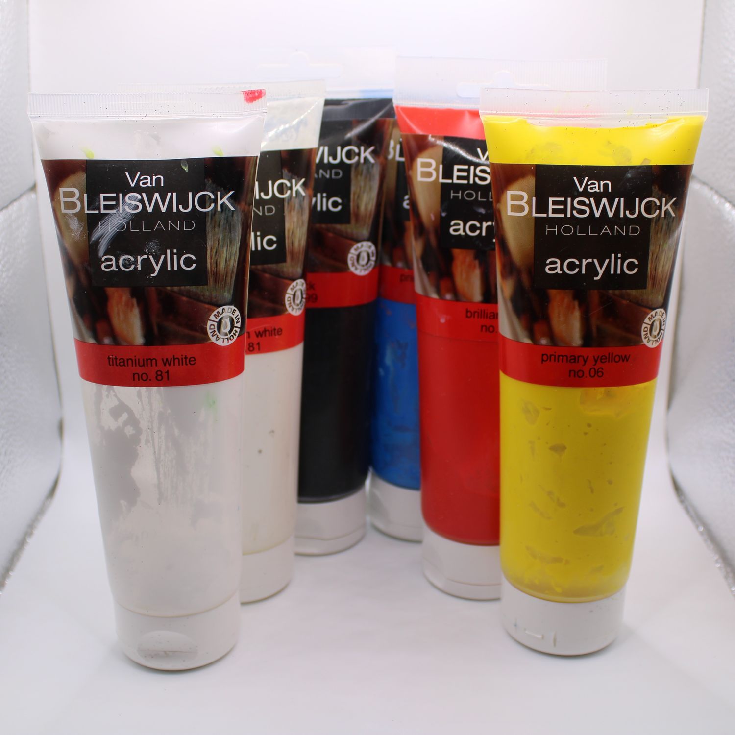 Set van 6 tubes acrylverf