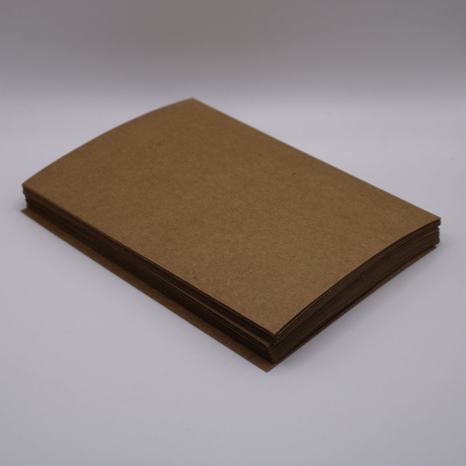 A6 dik bruin papier (49x)