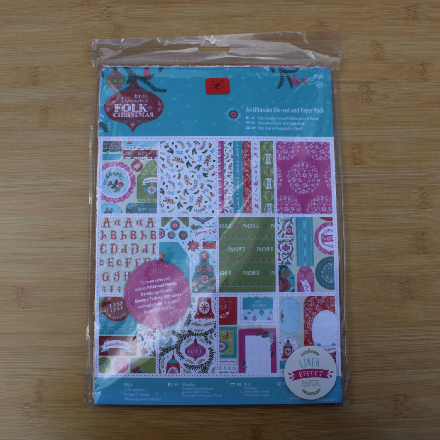 Knutselblok met designpapier en die cuts - Kerst