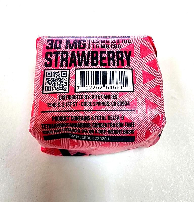 D9 Strawberry Chew