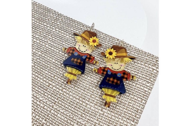Scarecrow hook Earrings