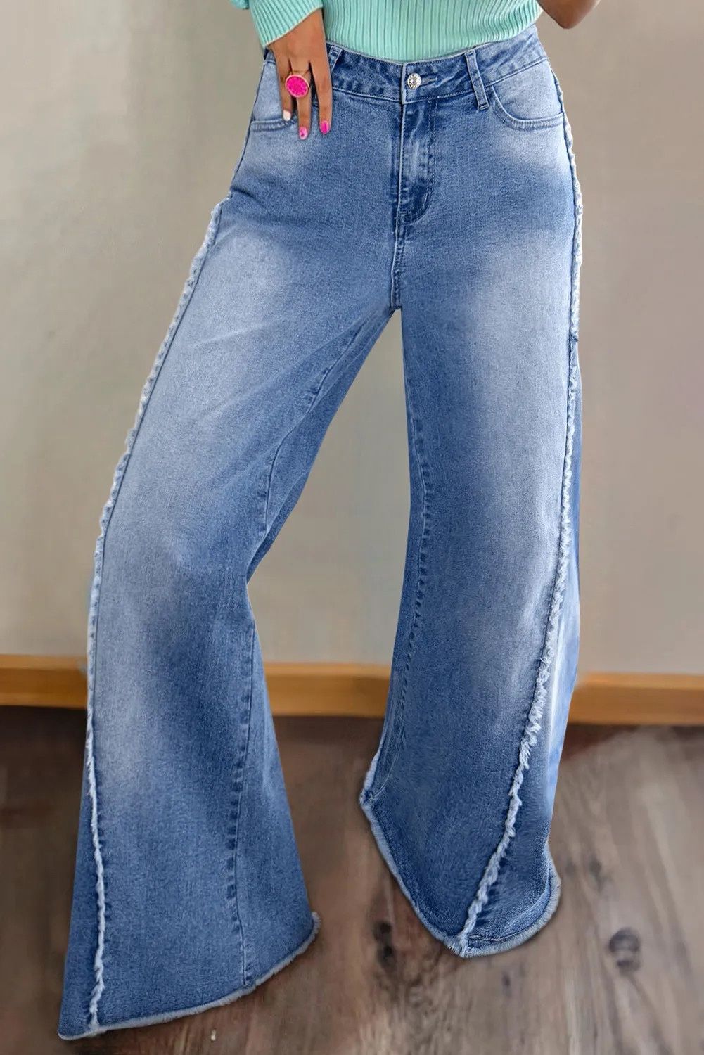 Raw Hem Flare Leg Jeans w/Pockets, Size: 4