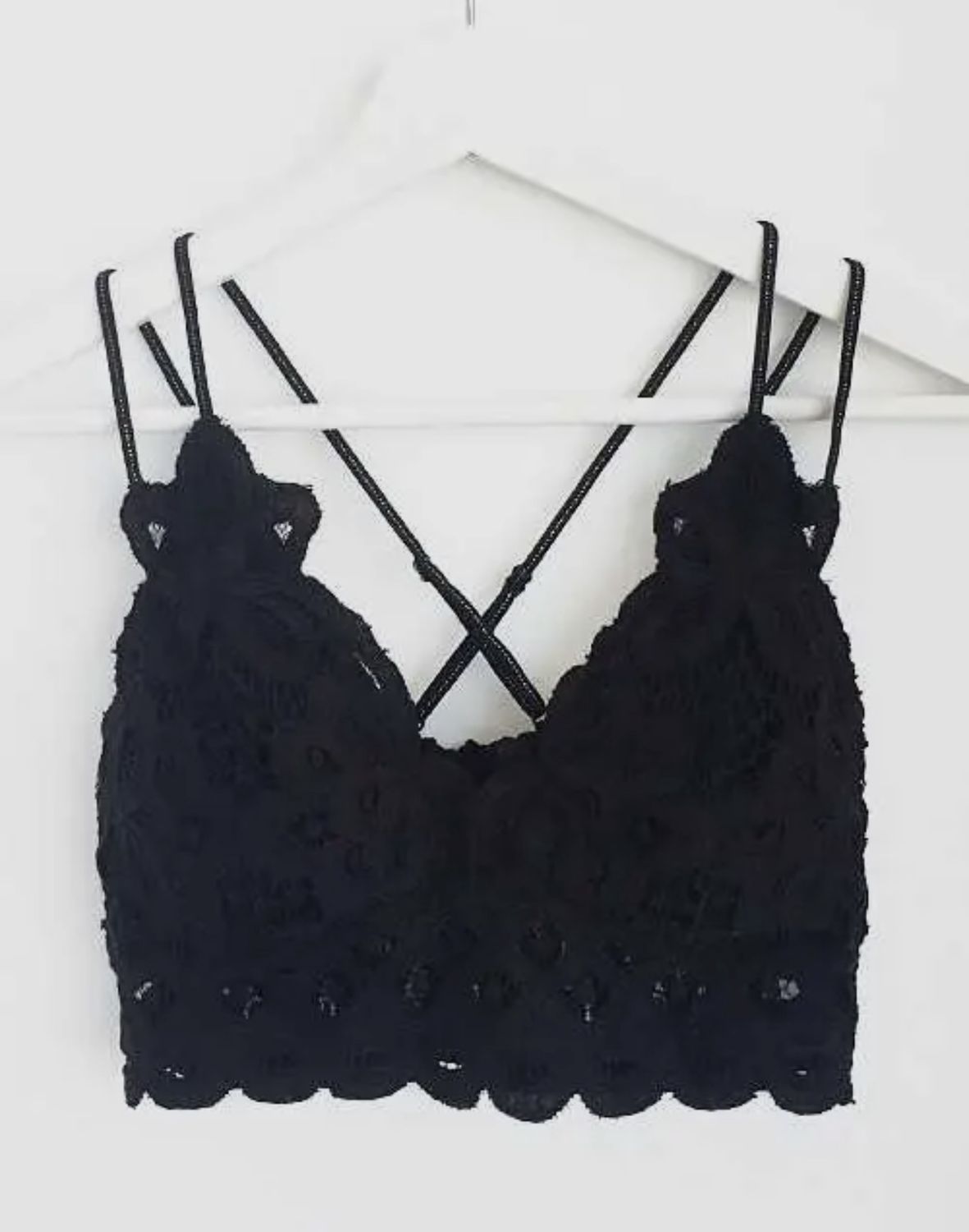 Black Scalloped Lace Cami Bralettes, Size: S