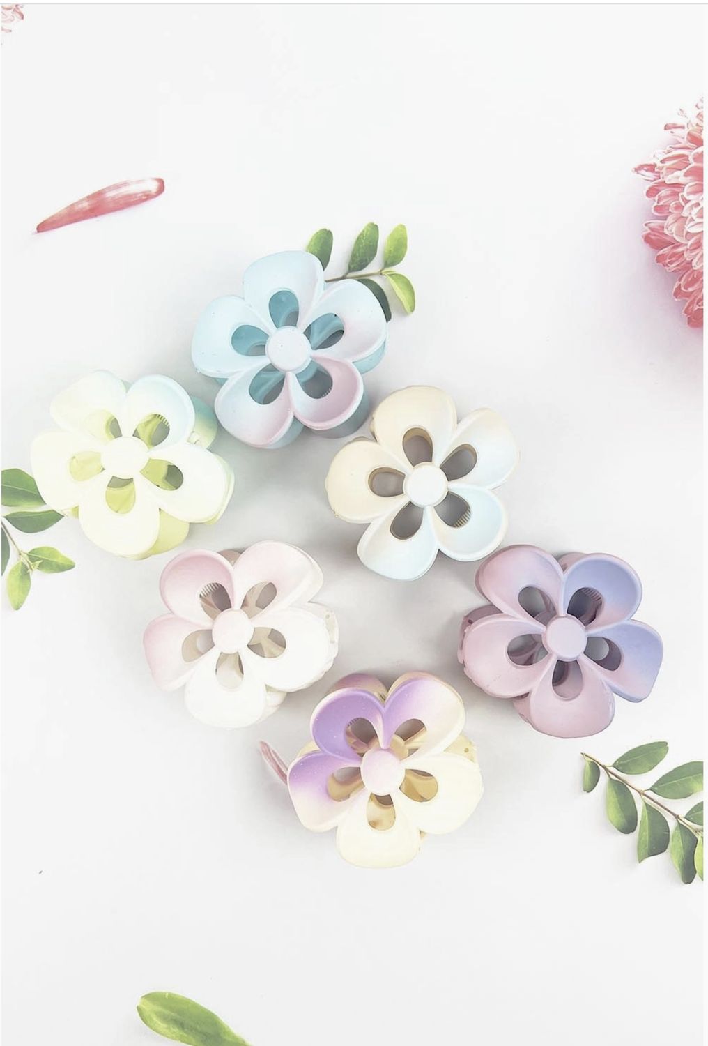 Matte Flower Hair Claw, Colour: Blue/Yellow