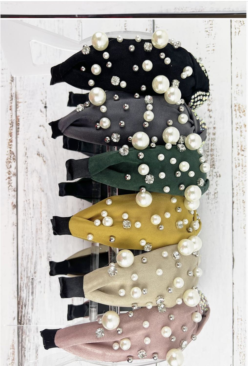 Solid Knotted Head Band w/Big Pearl, Colour: Black