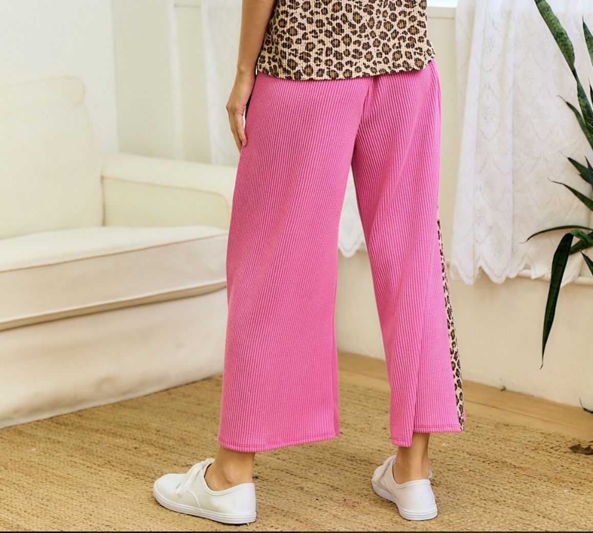 Fuchsia Leopard Bottoms, Size: S