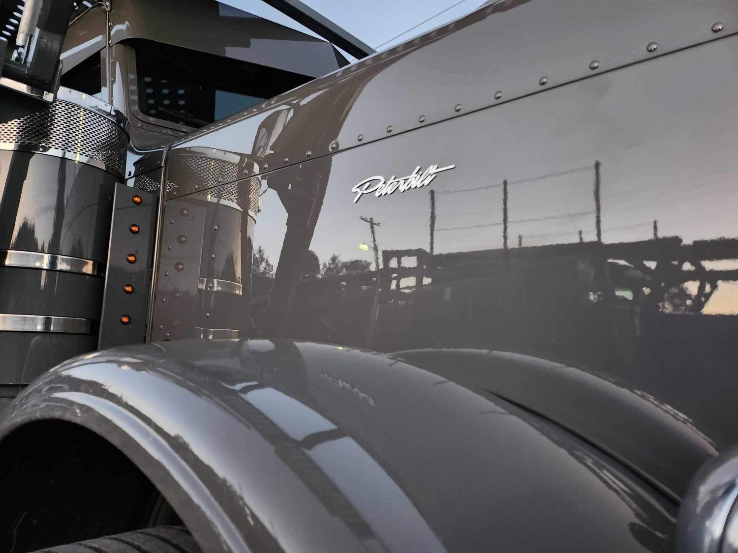 Custom Script Peterbilt Emblem 11Ga SS
