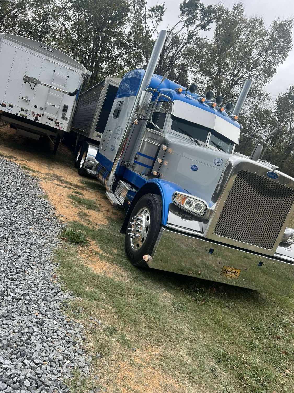 Peterbilt 389 20" Box End Chrome Bumper