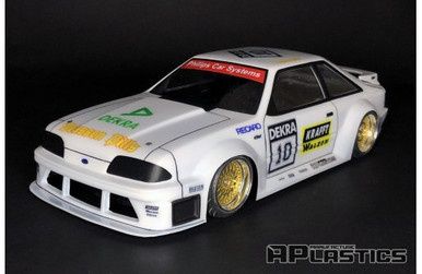 APlastics Mustang Fox Body 1993 (H.C.W.B. Stang)